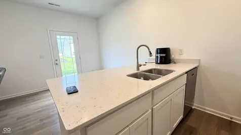 71 Varner Drive Whiteland IN 46184