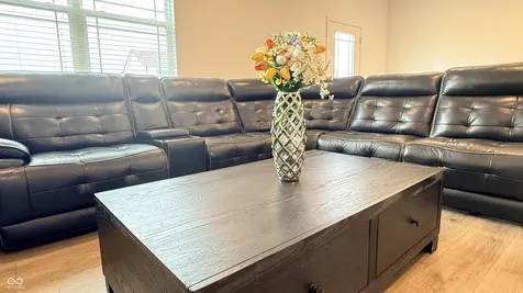 71 Varner Drive Whiteland IN 46184
