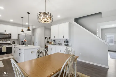 232 Waterford Lane Pendleton IN 46064