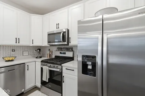232 Waterford Lane Pendleton IN 46064