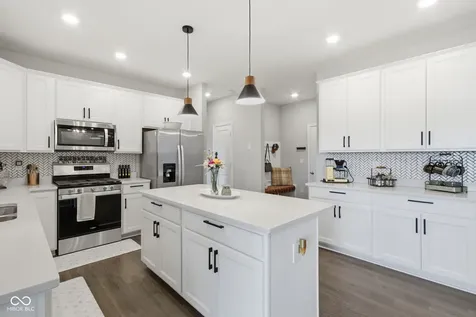 232 Waterford Lane Pendleton IN 46064