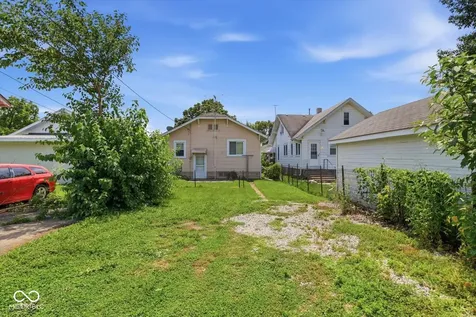 106 4th Street Shelbyville IN 46176
