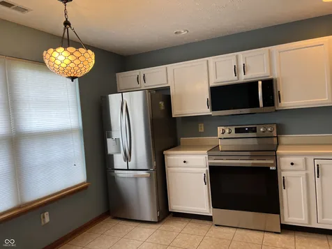 2047 Pelican Franklin IN 46131