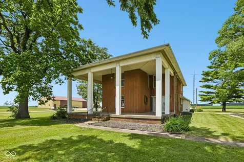 8172 E 1000 N Colfax IN 46035
