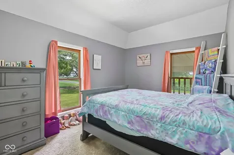 8172 E 1000 N Colfax IN 46035