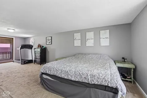 8172 E 1000 N Colfax IN 46035