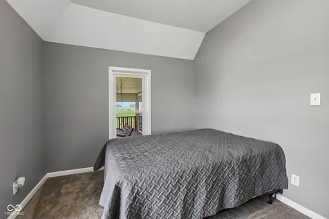 8172 E 1000 N Colfax IN 46035