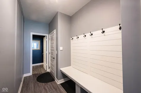 4860 W Safford Drive New Palestine IN 46163