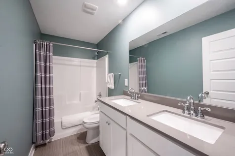 4860 W Safford Drive New Palestine IN 46163