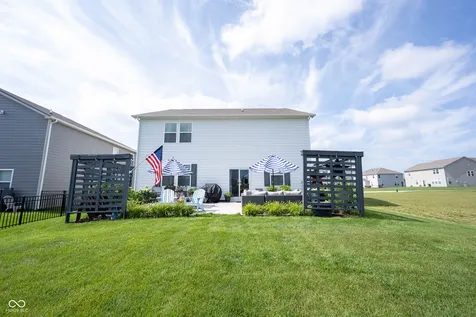 4860 W Safford Drive New Palestine IN 46163