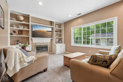 7591 Meadow Ridge Drive Fishers IN 46038