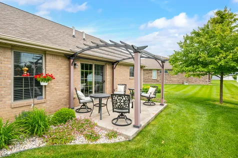 1982 Conifer Court Columbus IN 47201
