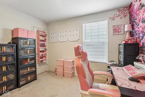 6910 Seattle Slew Drive Whitestown IN 46075