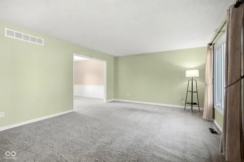7957 Castle Lake Road Indianapolis IN 46256