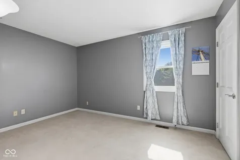 7957 Castle Lake Road Indianapolis IN 46256