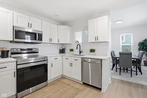 2114 Lexington Avenue Indianapolis IN 46203