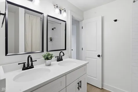 2114 Lexington Avenue Indianapolis IN 46203