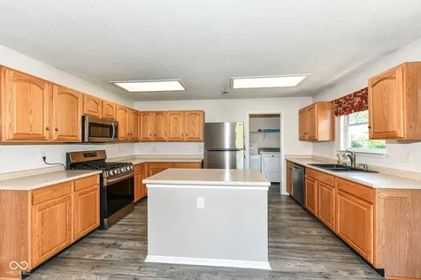 6864 Merritt Ridge Way Avon IN 46123