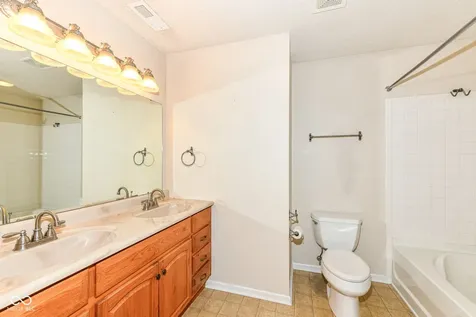 6864 Merritt Ridge Way Avon IN 46123