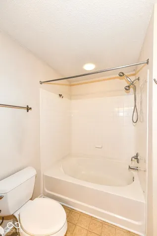 6864 Merritt Ridge Way Avon IN 46123