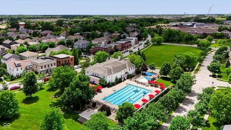 6483 W Deerfield Court Zionsville IN 46077