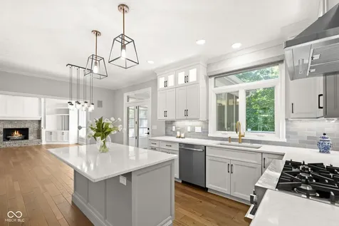 11217 Woods Bay Lane Indianapolis IN 46236