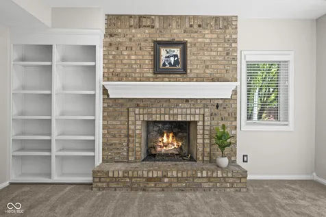11217 Woods Bay Lane Indianapolis IN 46236