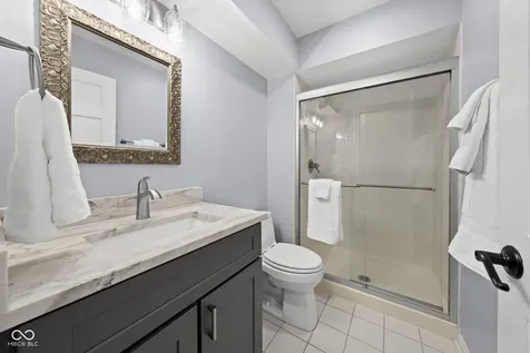 11217 Woods Bay Lane Indianapolis IN 46236
