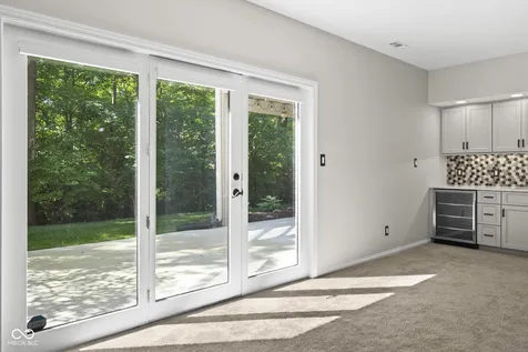 11217 Woods Bay Lane Indianapolis IN 46236