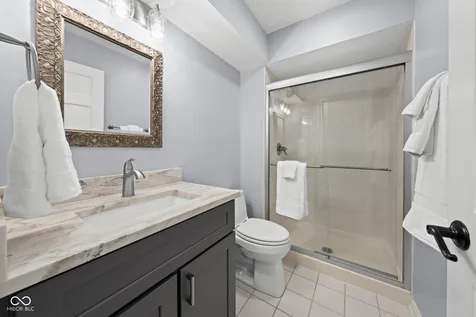 11217 Woods Bay Lane Indianapolis IN 46236
