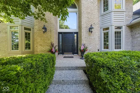 11217 Woods Bay Lane Indianapolis IN 46236