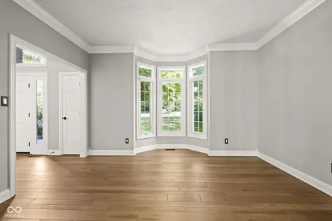 11217 Woods Bay Lane Indianapolis IN 46236