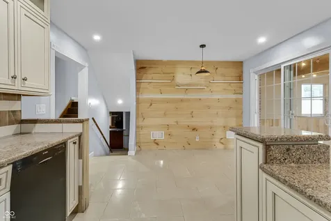 6810 W Thompson Road Indianapolis IN 46241