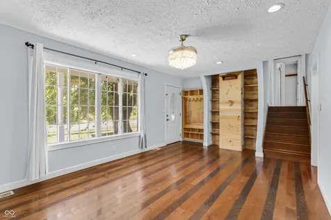 6810 W Thompson Road Indianapolis IN 46241
