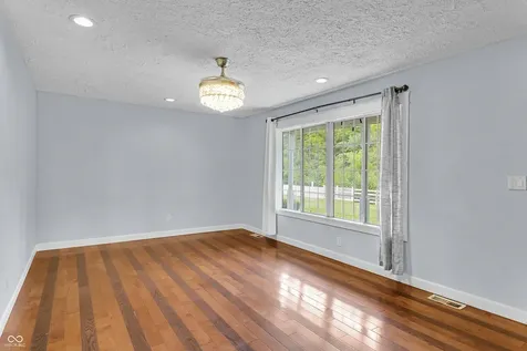 6810 W Thompson Road Indianapolis IN 46241