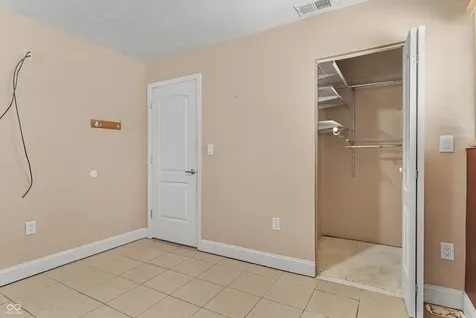 6810 W Thompson Road Indianapolis IN 46241