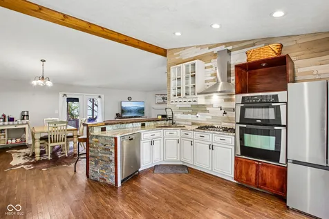 7525 E Hanna Avenue Indianapolis IN 46239