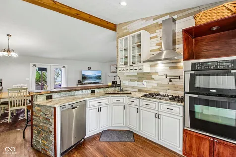 7525 E Hanna Avenue Indianapolis IN 46239
