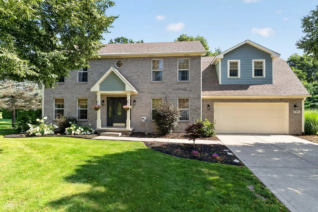 1960 Red Oak Drive Franklin IN 46131