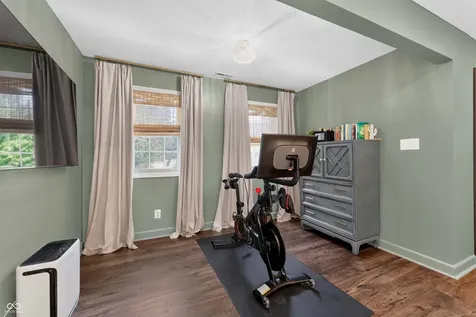 1960 Red Oak Drive Franklin IN 46131