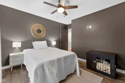 1960 Red Oak Drive Franklin IN 46131