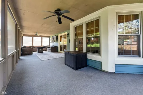 1960 Red Oak Drive Franklin IN 46131
