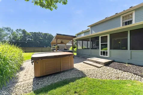 1960 Red Oak Drive Franklin IN 46131