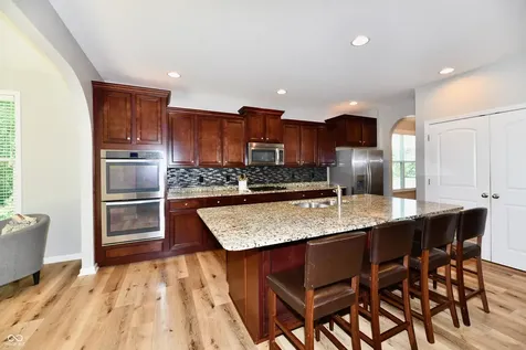 4315 Parliament Way Avon IN 46123