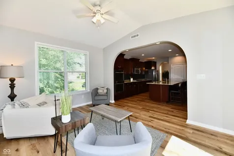 4315 Parliament Way Avon IN 46123