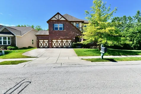 4315 Parliament Way Avon IN 46123