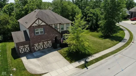 4315 Parliament Way Avon IN 46123