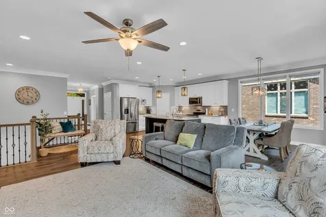 102 Gettysburg Coatesville IN 46121