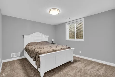 102 Gettysburg Coatesville IN 46121