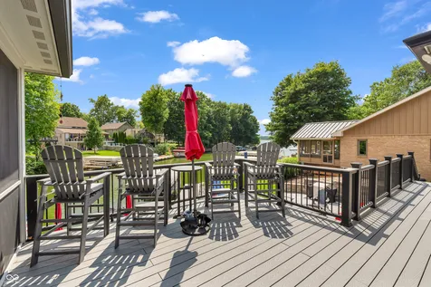 102 Gettysburg Coatesville IN 46121